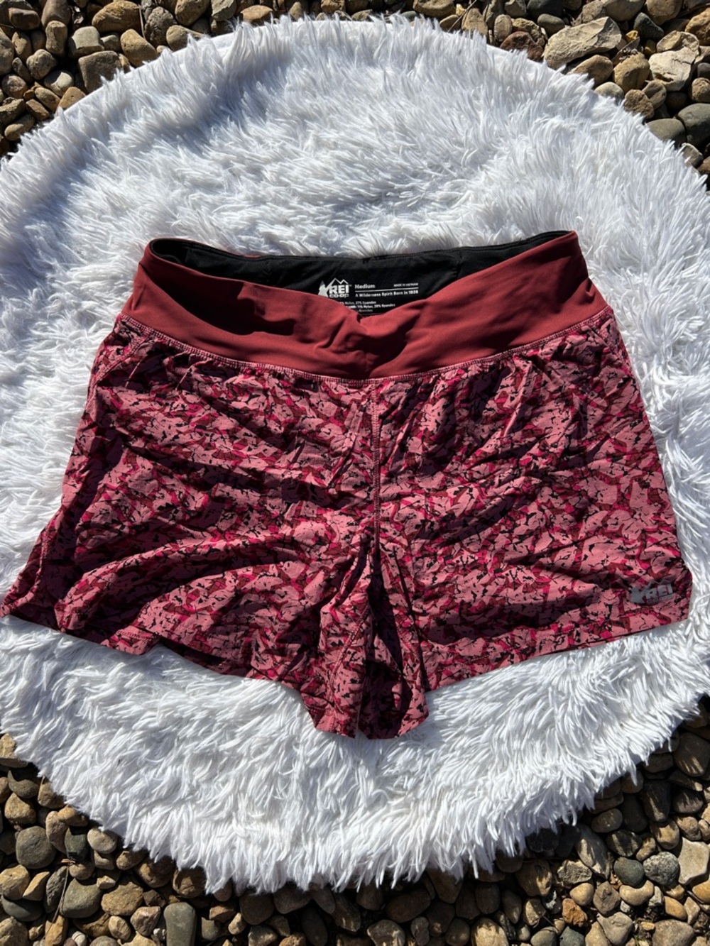 REI Co-Op Swiftland 5" Running Shorts Rocky Ridge Shaded Sumac Size Medium - Picture 4 of 16